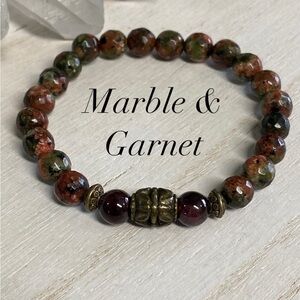 8mm Faceted Marble & Garnet Gemstone Bracelet